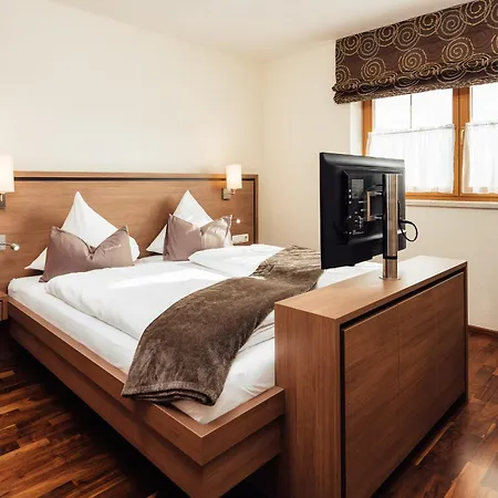 Bergkristall Apartmán *