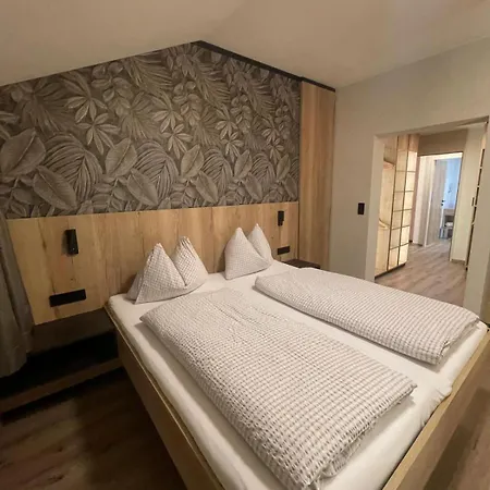 Bergkristall Apartmán *