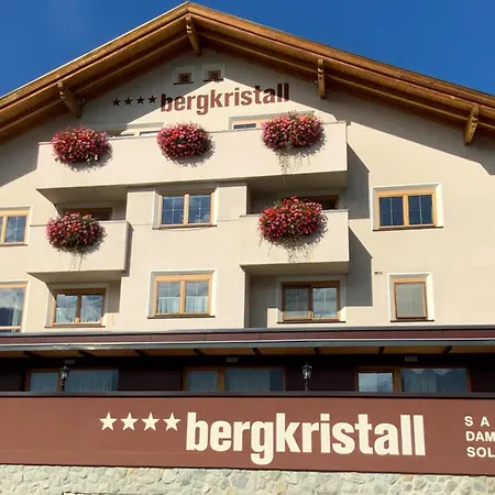 Bergkristall Apartmán *